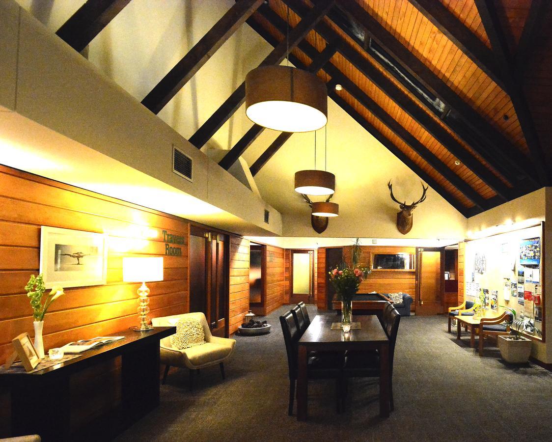 Alpine Lodge Сейнт Арнауд Екстериор снимка
