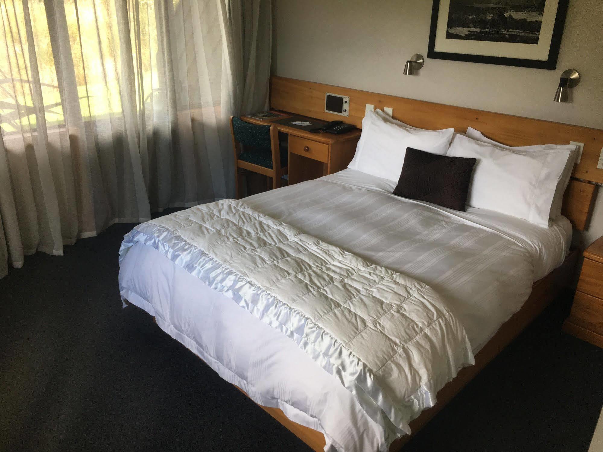 Alpine Lodge Сейнт Арнауд Екстериор снимка