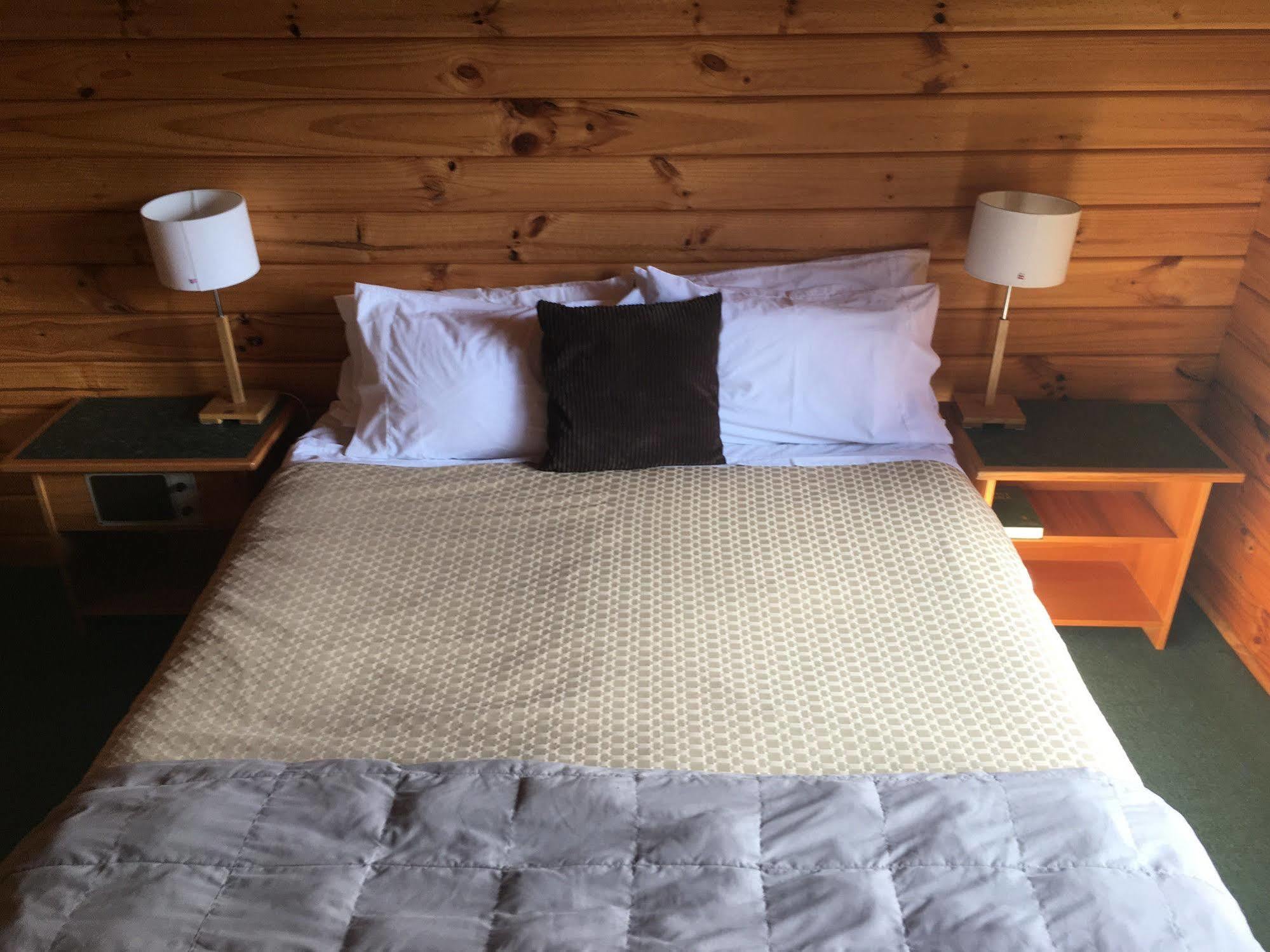 Alpine Lodge Сейнт Арнауд Екстериор снимка