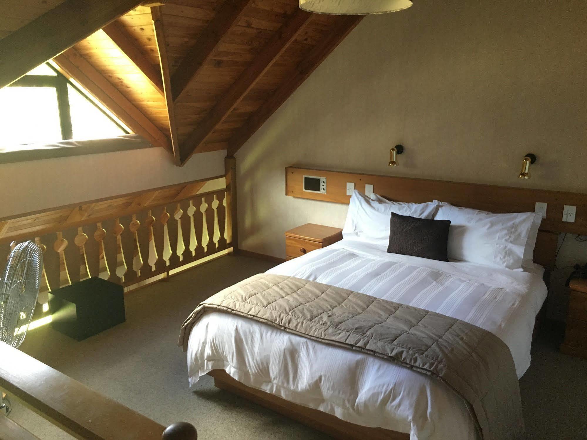 Alpine Lodge Сейнт Арнауд Екстериор снимка
