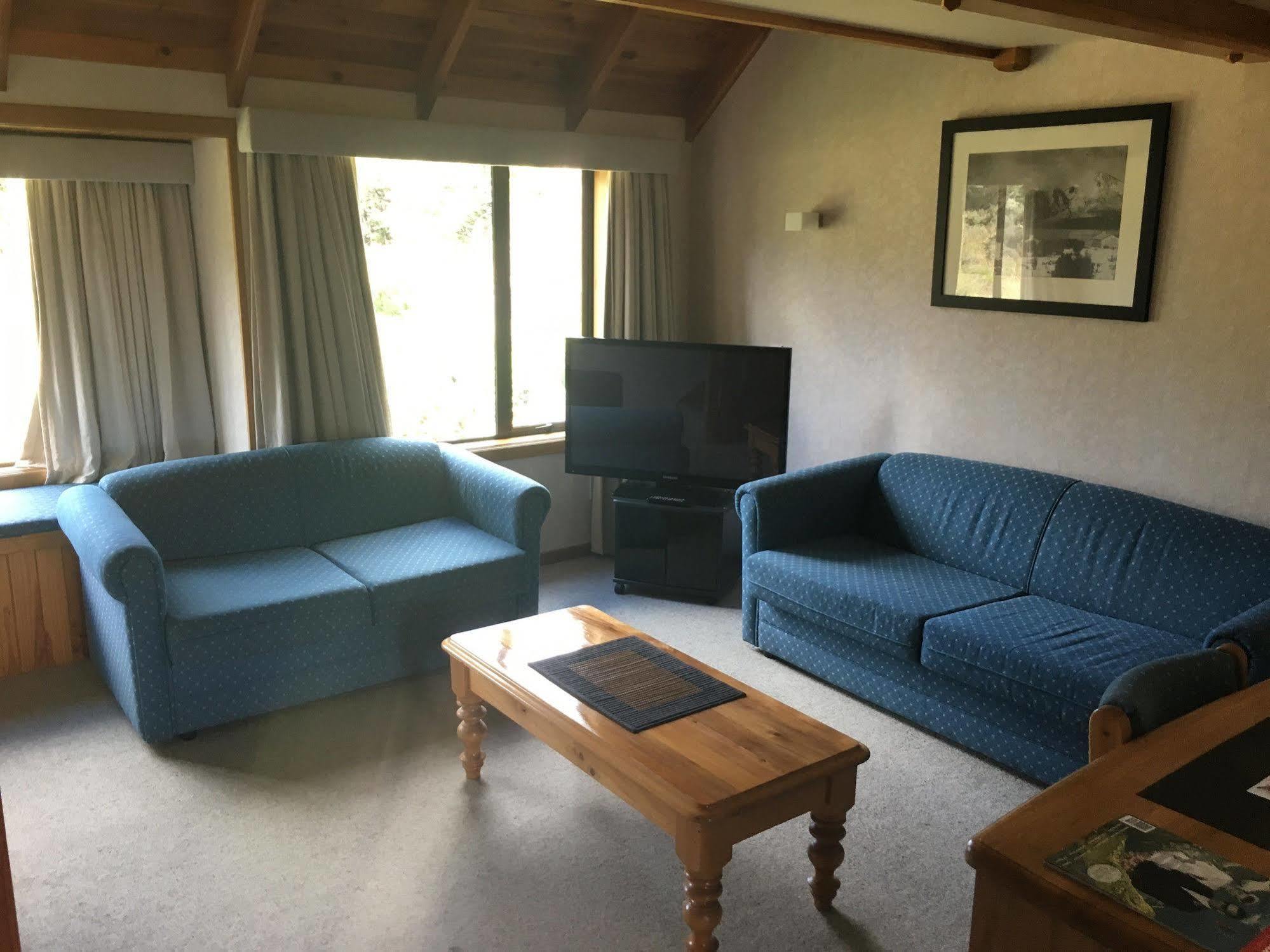 Alpine Lodge Сейнт Арнауд Екстериор снимка