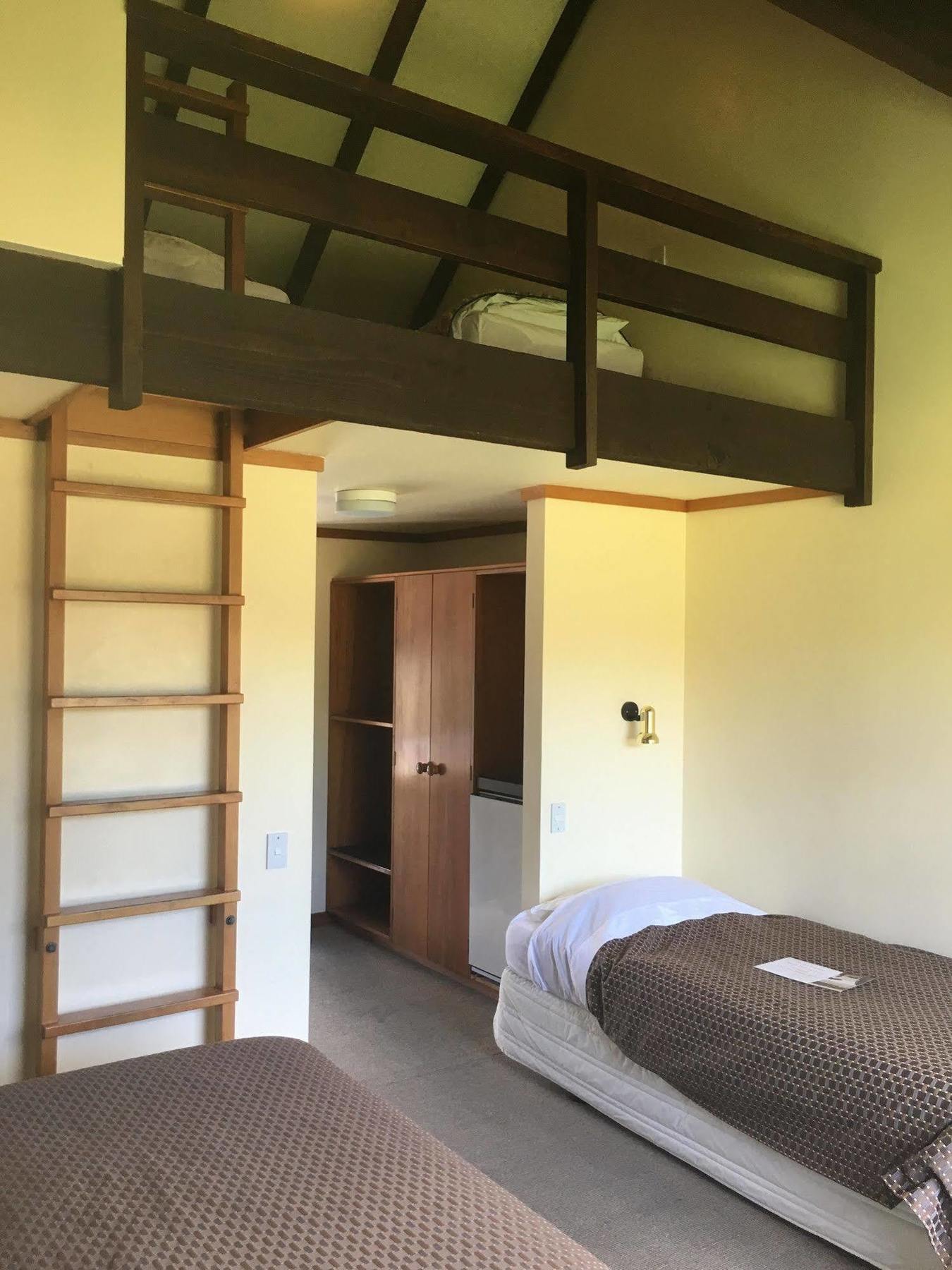 Alpine Lodge Сейнт Арнауд Екстериор снимка